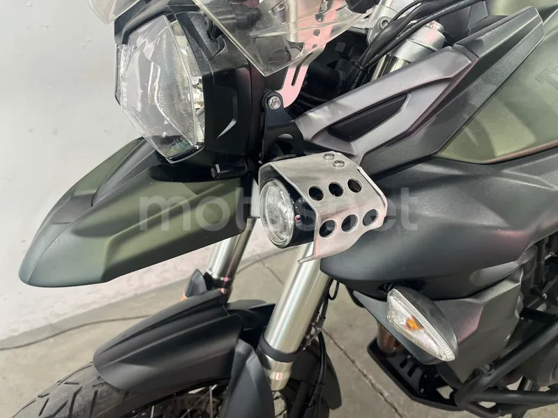 Triumph Tiger 800 XC - Vista 29