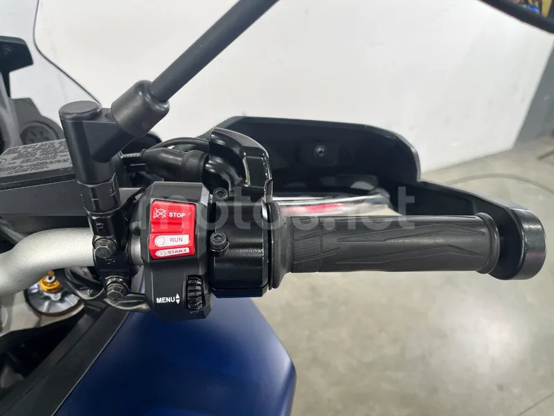 Yamaha Tracer 900 - Vista 16