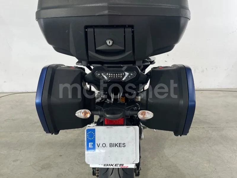 Yamaha Tracer 900 - Vista 7