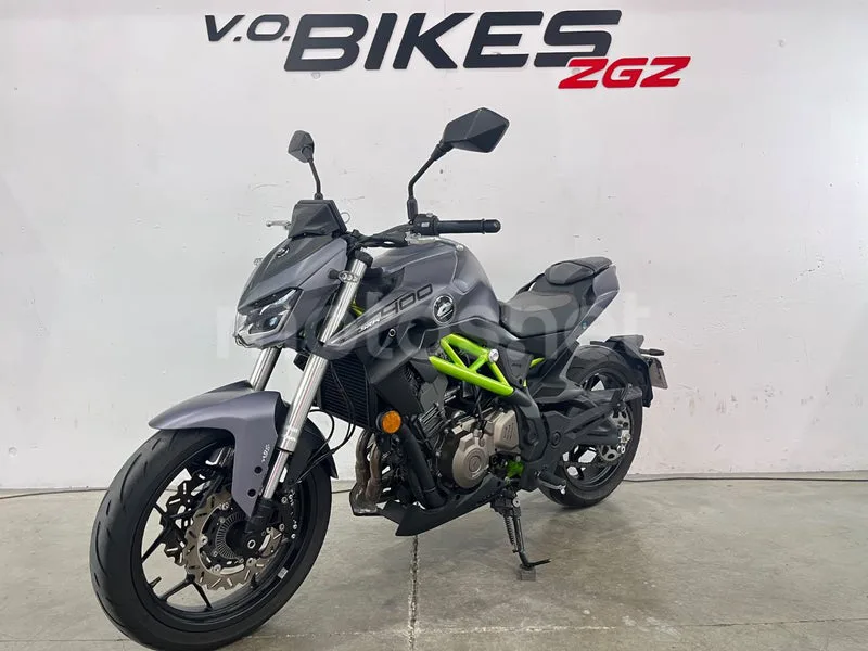 QJ Motor SRK 400 - Vista 5