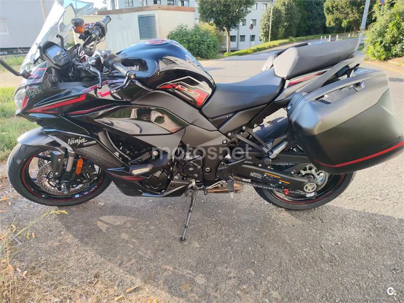 Kawasaki Ninja 1000SX - Vista 3