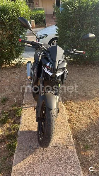 Yamaha MT-125 - Vista 4