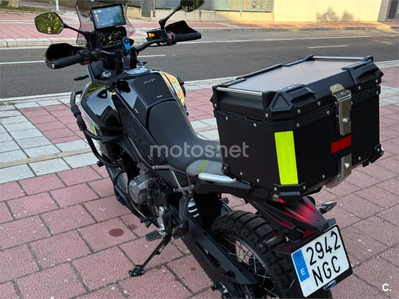 CFMOTO 450MT - Vista 7