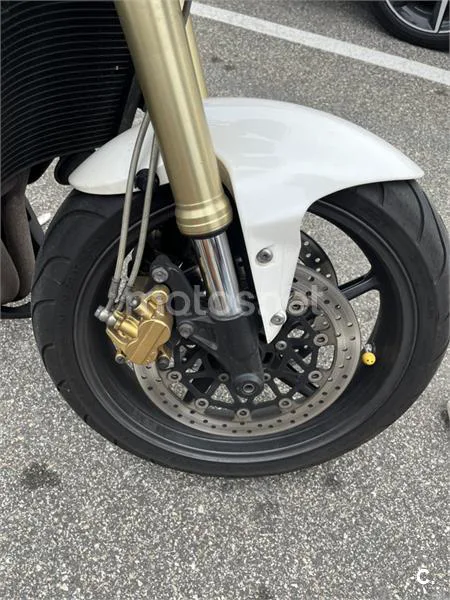 Triumph Street Triple - Vista 6