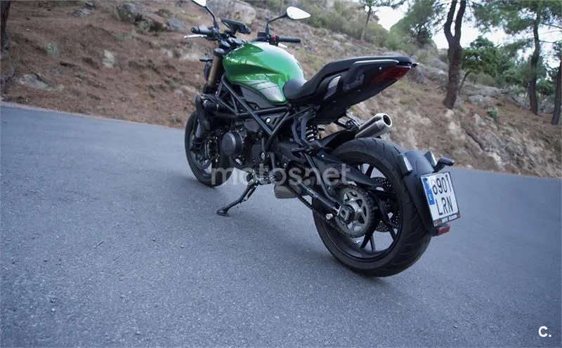Benelli 752 S - Vista 5