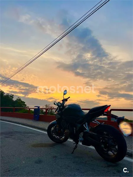 Honda CB650R - Vista 3