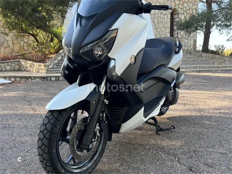 Yamaha XMAX 125 2950 € 2017 Valencia - 1