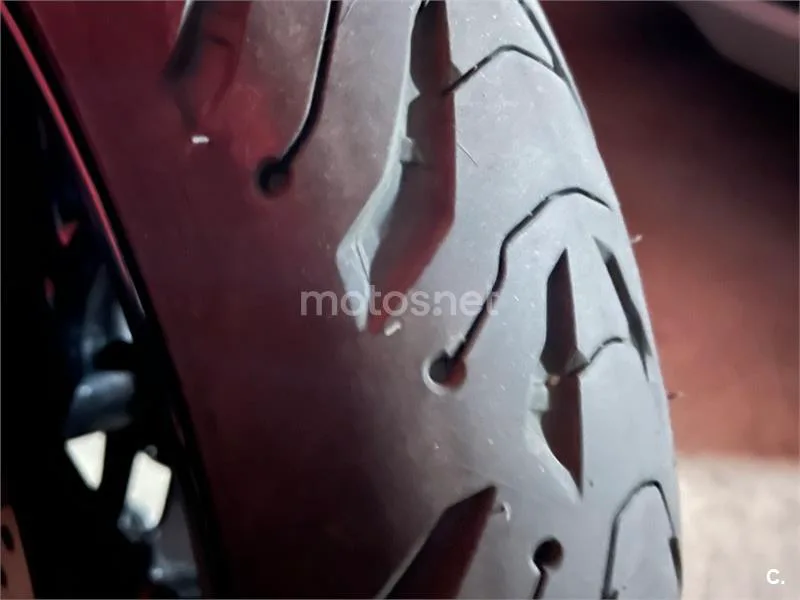 BMW F 900 XR - Vista 3