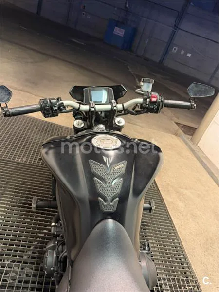 Yamaha MT-09 - Vista 5