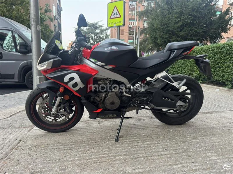 Aprilia Tuono 660 - Vista 3