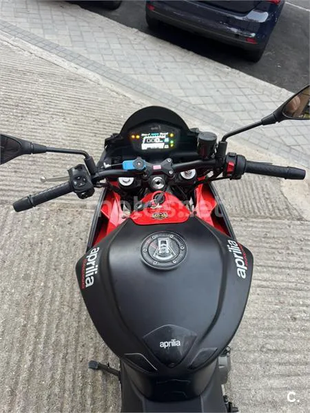 Aprilia Tuono 660 - Vista 4