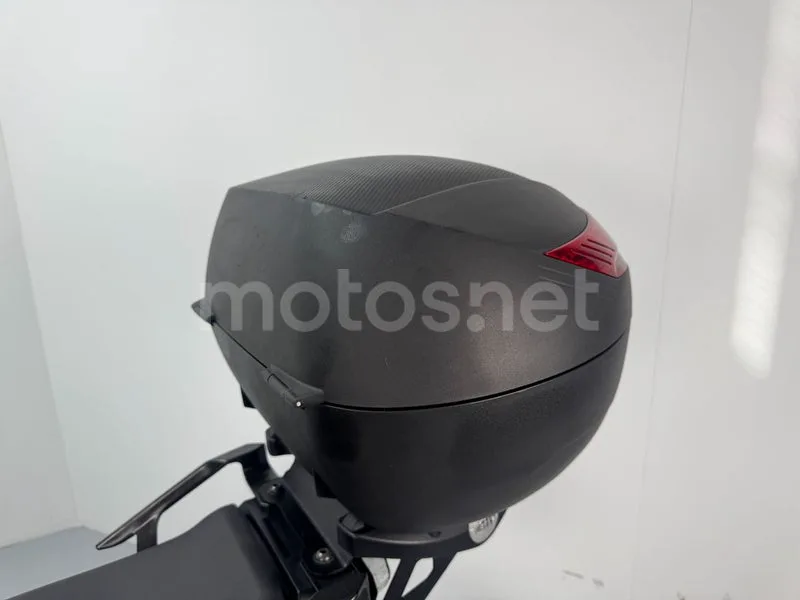 Yamaha MT-09 Tracer - Vista 11