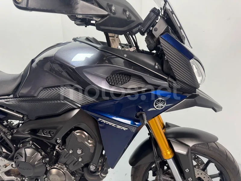 Yamaha MT-09 Tracer - Vista 15