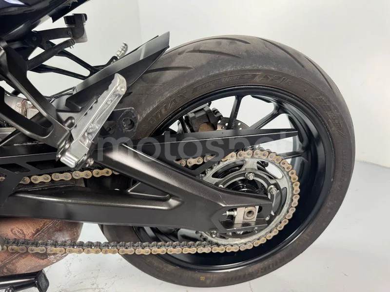Yamaha MT-09 Tracer - Vista 10