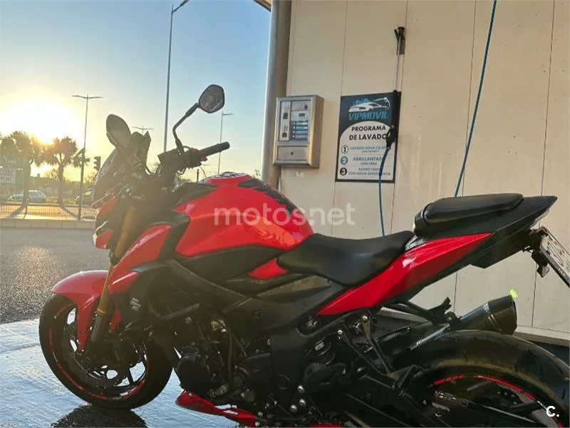 Suzuki GSX-S750 - Vista 4