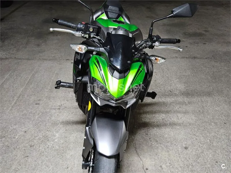 Kawasaki Z900 - Vista 5