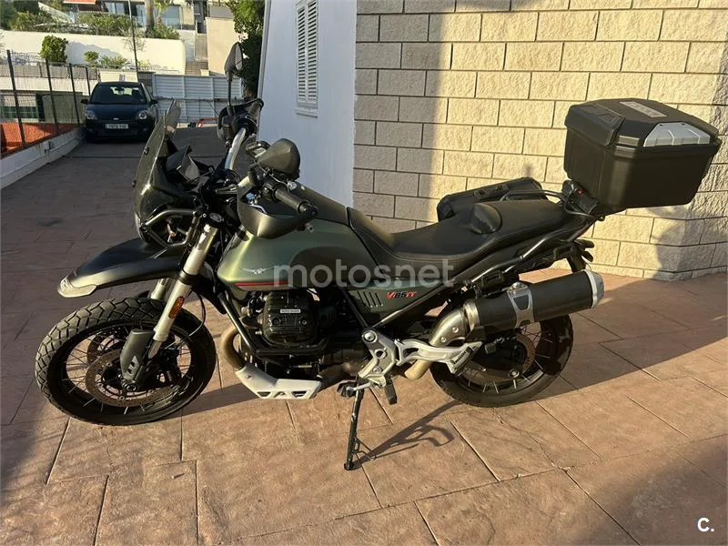 Moto Guzzi V85 TT - Vista 3