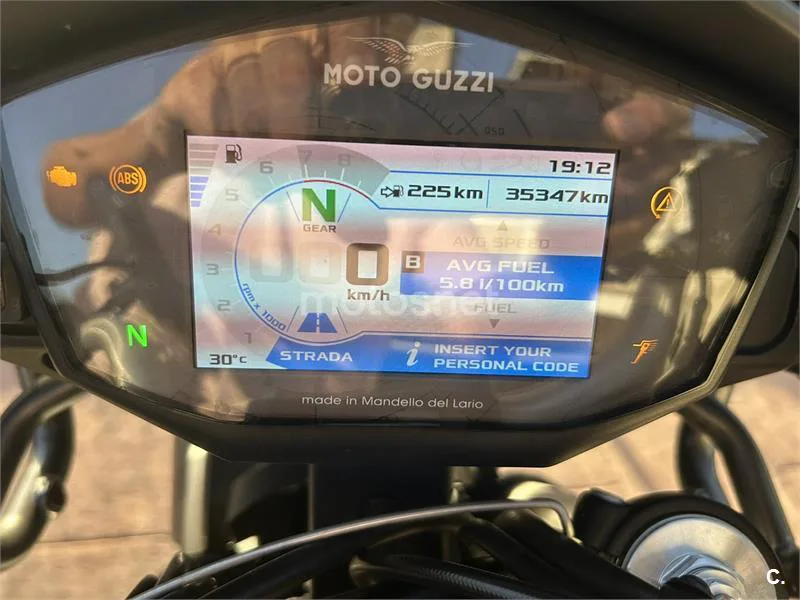Moto Guzzi V85 TT - Vista 7