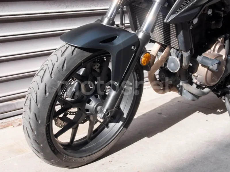 Honda CB500F - Vista 16