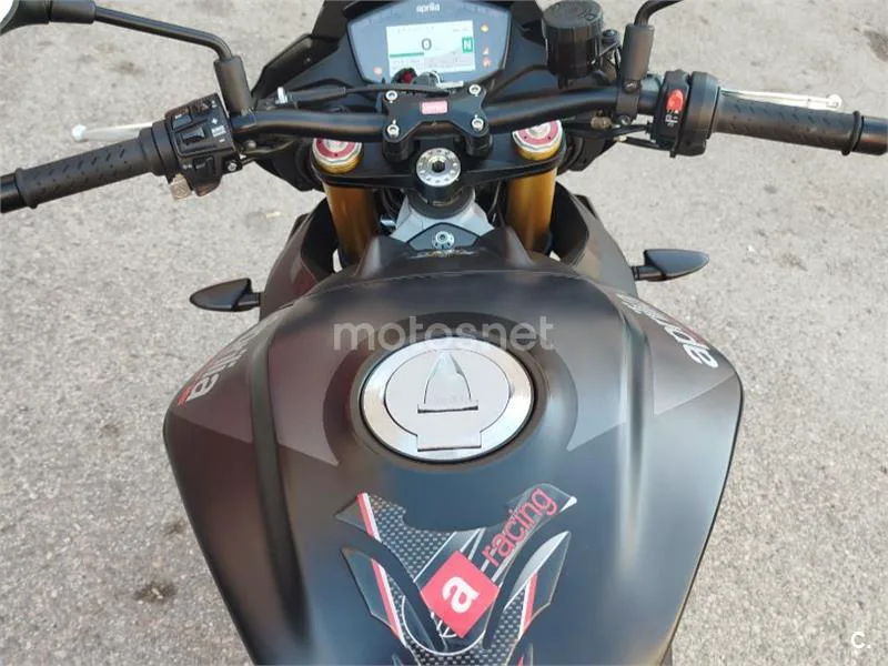 Aprilia Tuono V4 1100 Factory - Vista 6