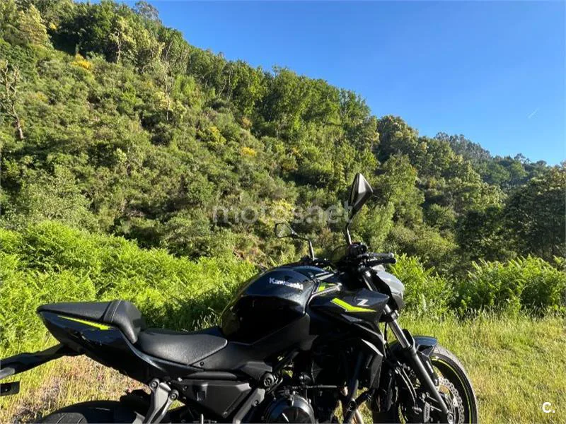 Kawasaki Z650 - Vista 4