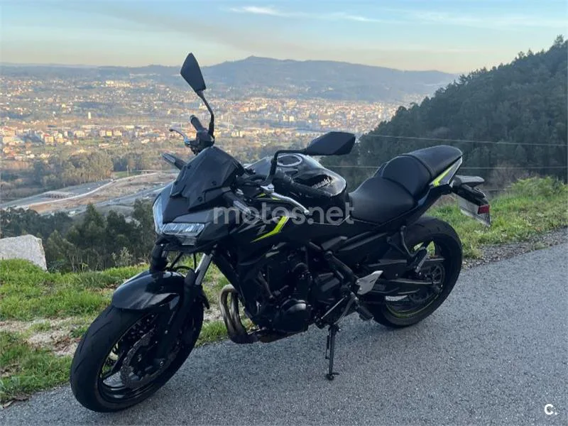 Kawasaki Z650 - Vista 5