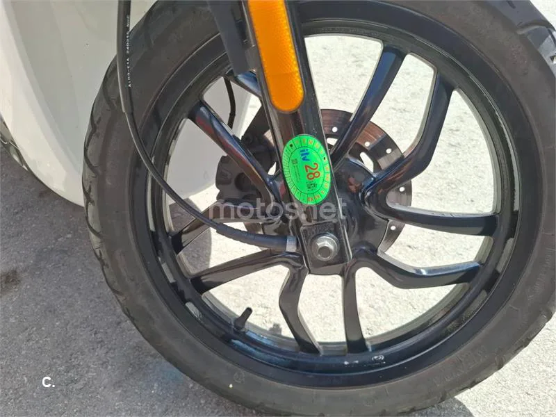 Kymco Miler 125 - Vista 6