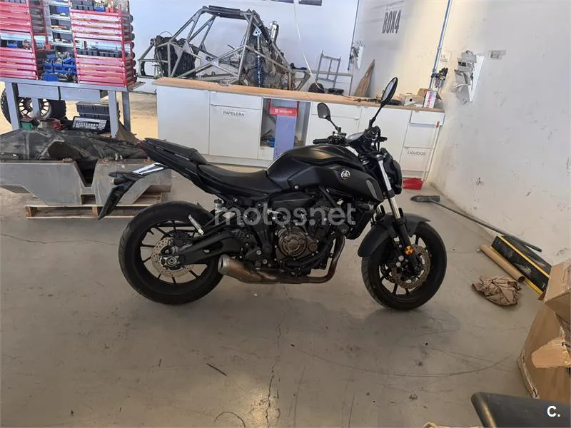 Yamaha MT-07 - Vista 4