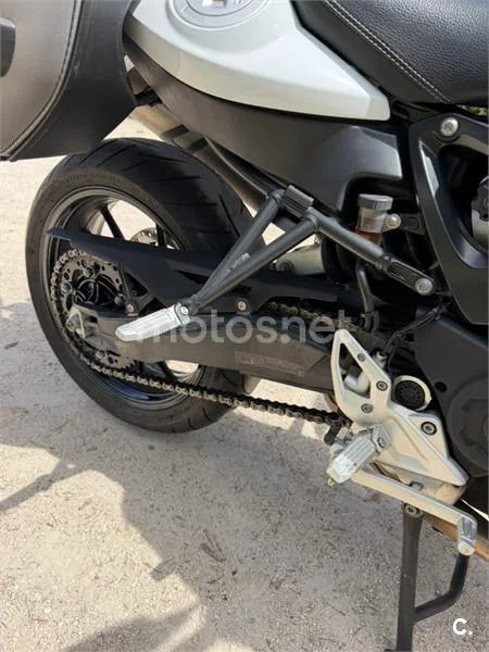 BMW F 800 R - Vista 21