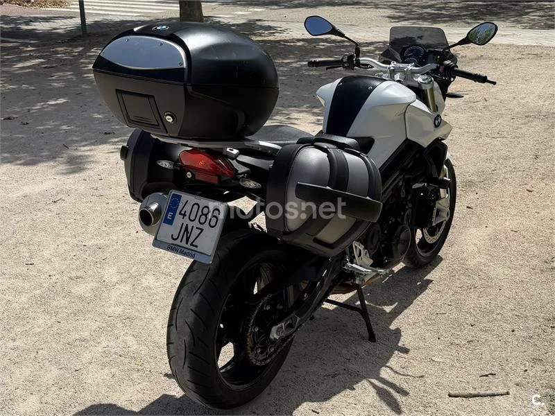 BMW F 800 R - Vista 6
