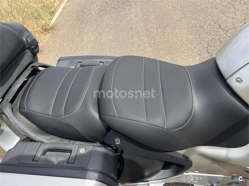BMW R 850 R - Vista 8