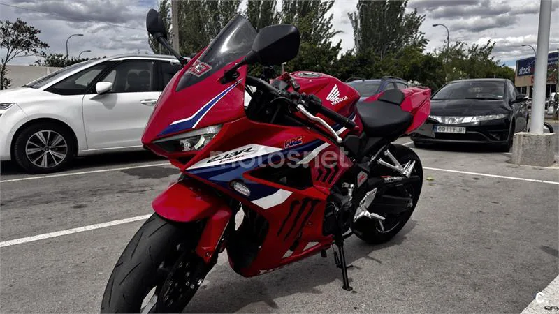 Honda CBR650R - Vista 7