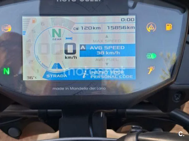 Moto Guzzi V85 TT - Vista 4