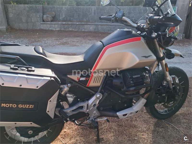 Moto Guzzi V85 TT - Vista 6