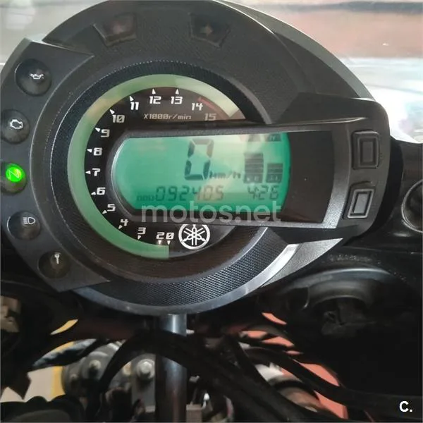 Yamaha FZ6 Fazer - Vista 6