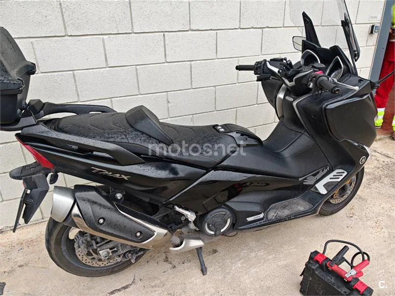 Yamaha TMAX 530 - Vista 3
