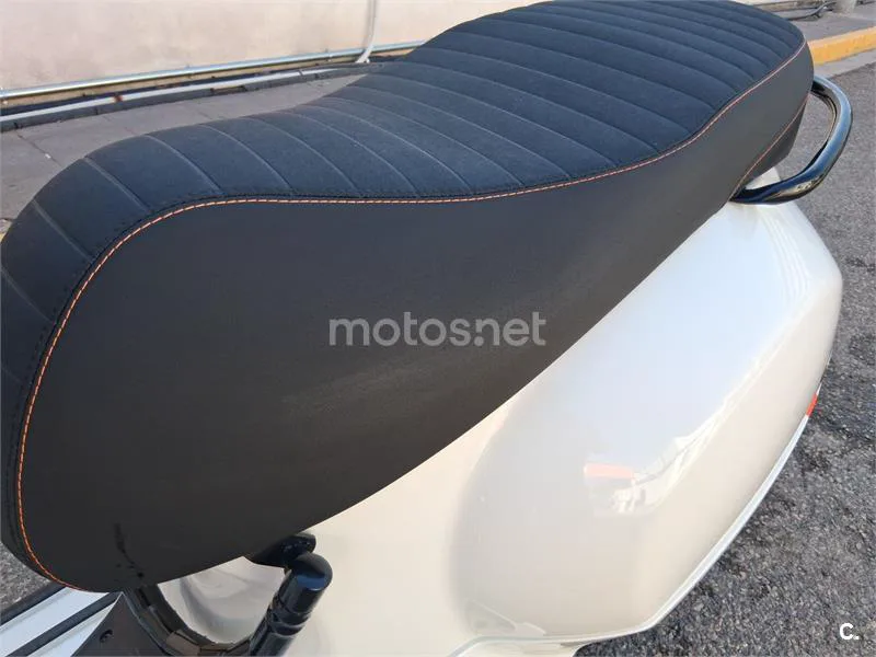 Vespa GTS 300 - Vista 7