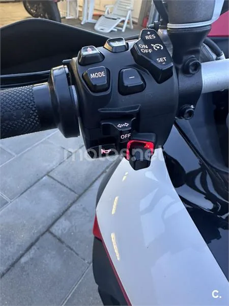 Ducati Multistrada V4 - Vista 4