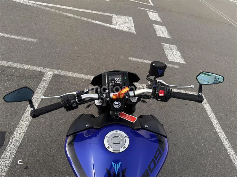 Yamaha MT-09 - Vista 3