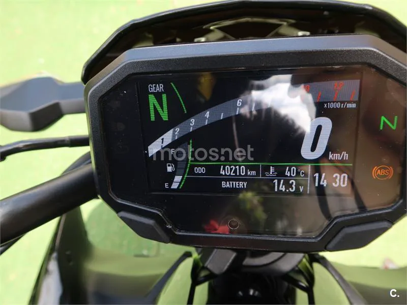 Kawasaki Z650 - Vista 4