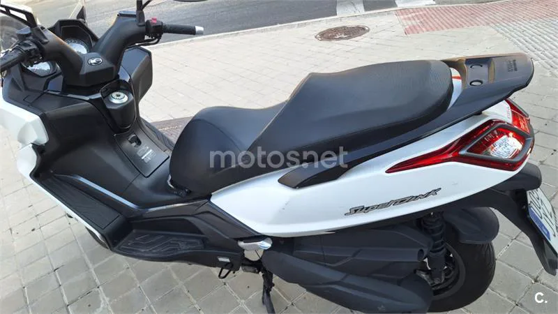 Kymco Super Dink 350 - Vista 6