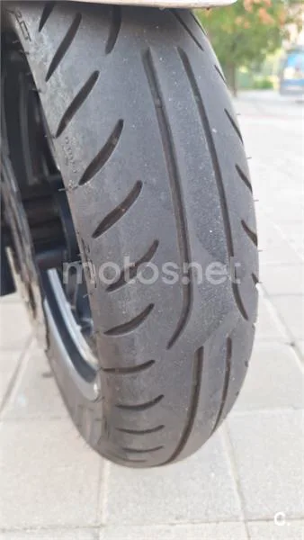 Kymco Super Dink 350 - Vista 8
