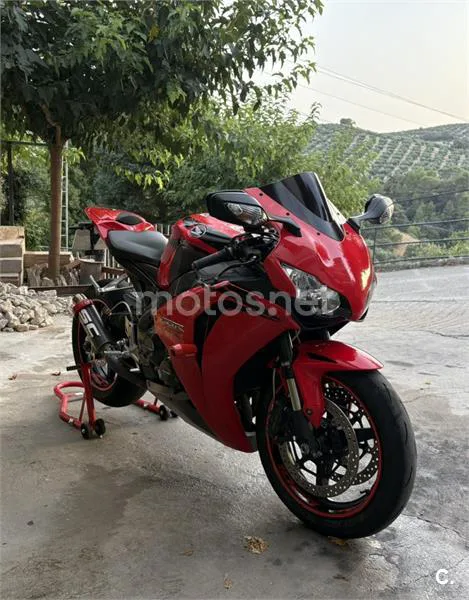 Honda CBR1000RR Fireblade - Vista 3