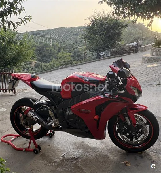 Honda CBR1000RR Fireblade - Vista 5