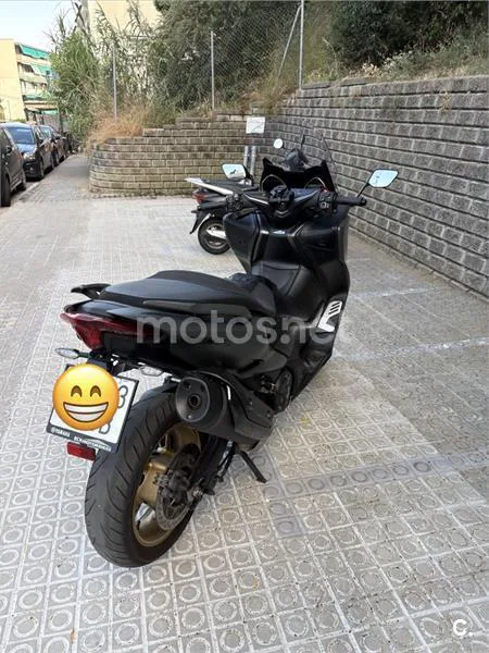 Yamaha TMAX 560 - Vista 5