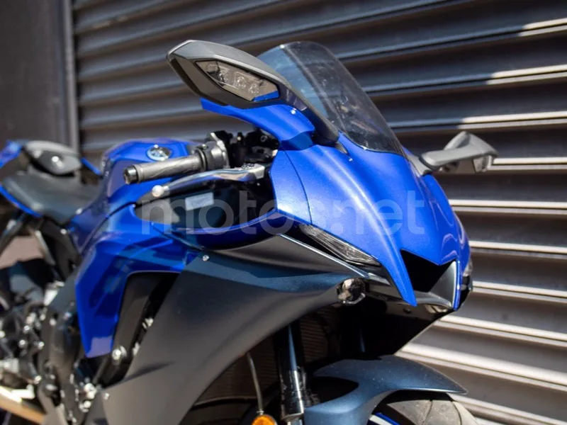 Yamaha YZF-R1 - Vista 3