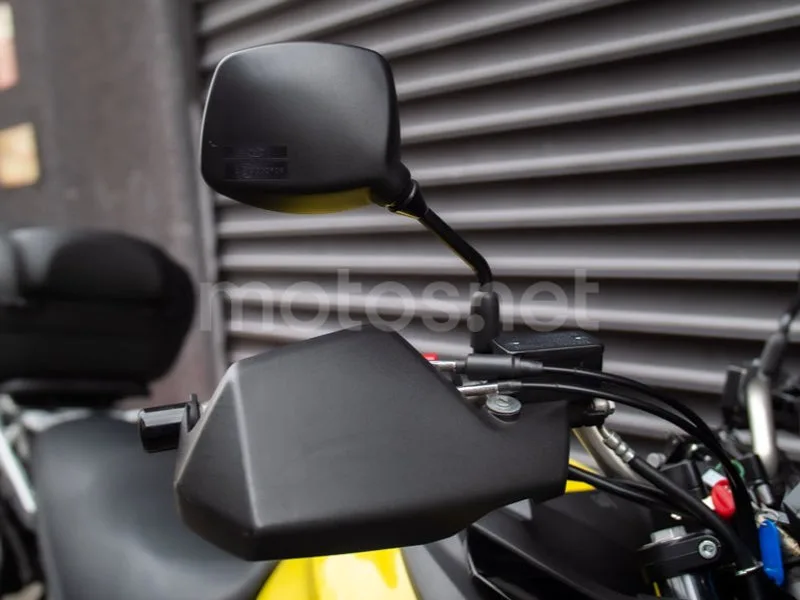 Suzuki V-Strom 650 - Vista 12