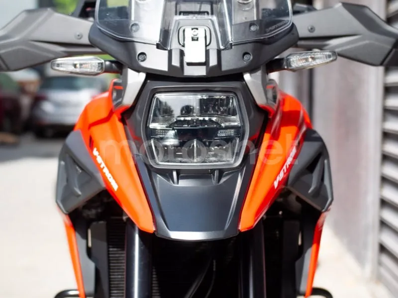Suzuki V-Strom 1050 - Vista 8