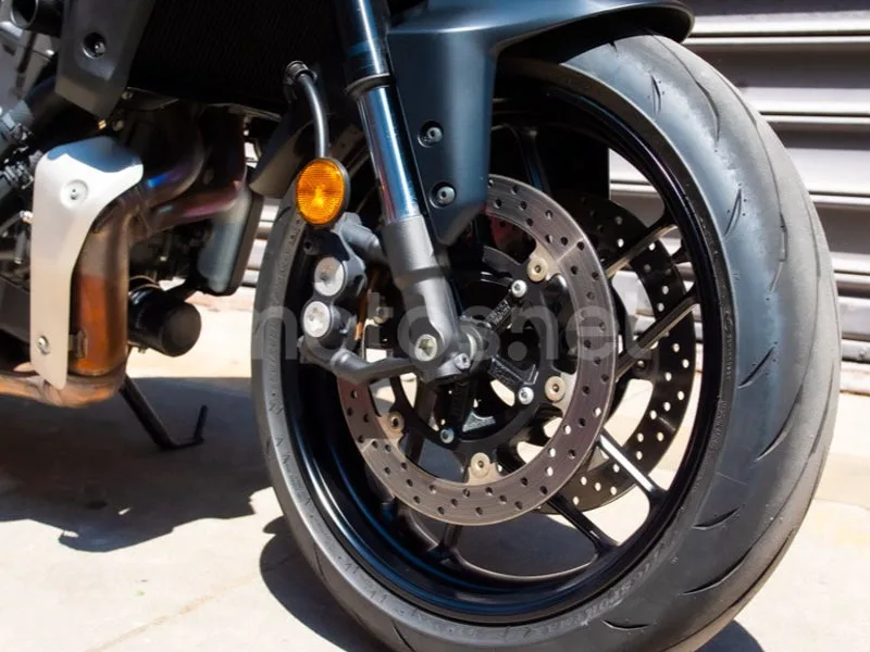 Yamaha MT-07 - Vista 4