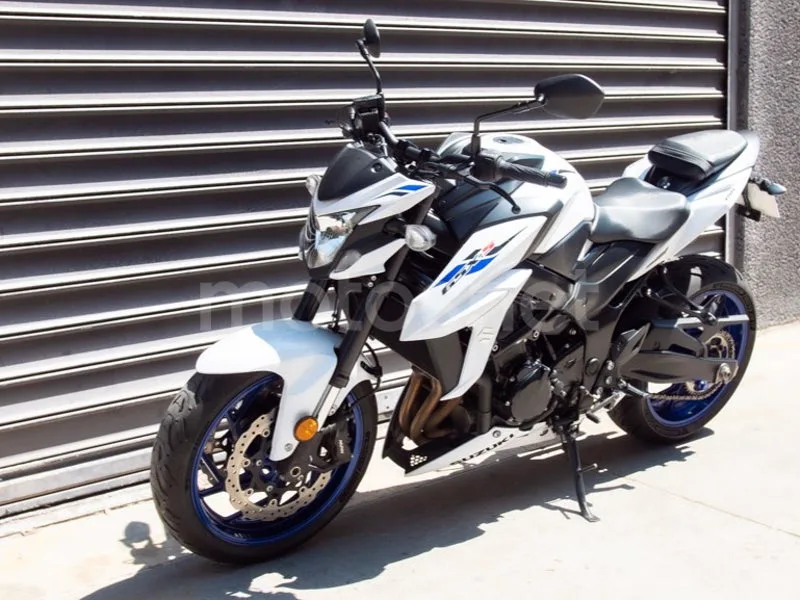 Suzuki GSX-S750 - Vista 16